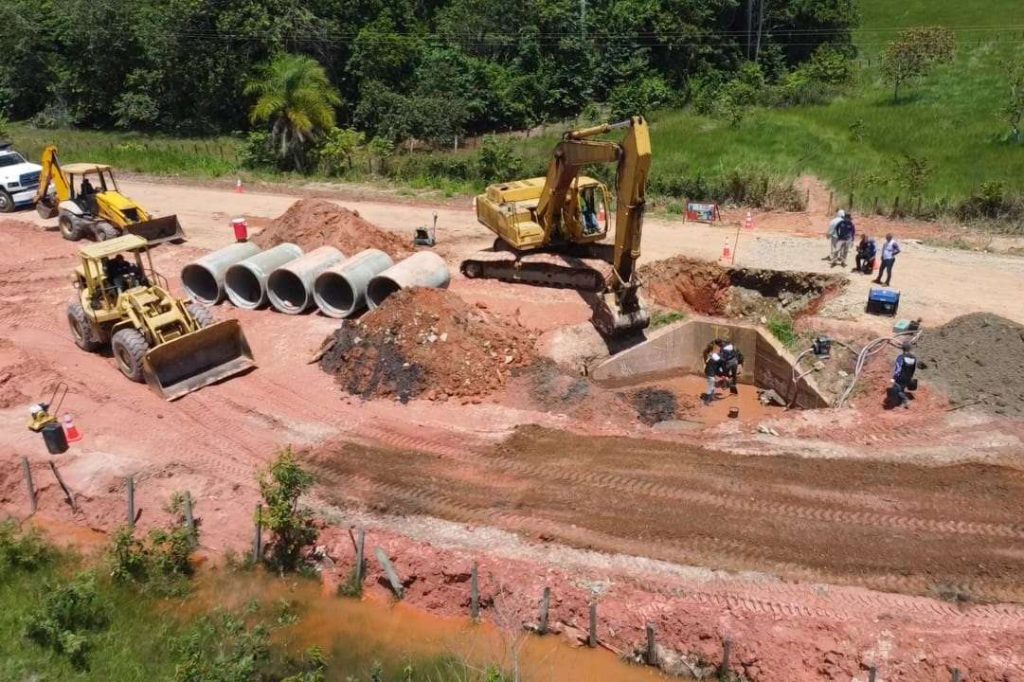Inspeccionan trabajos de recuperación vial en la Guayana Esequiba