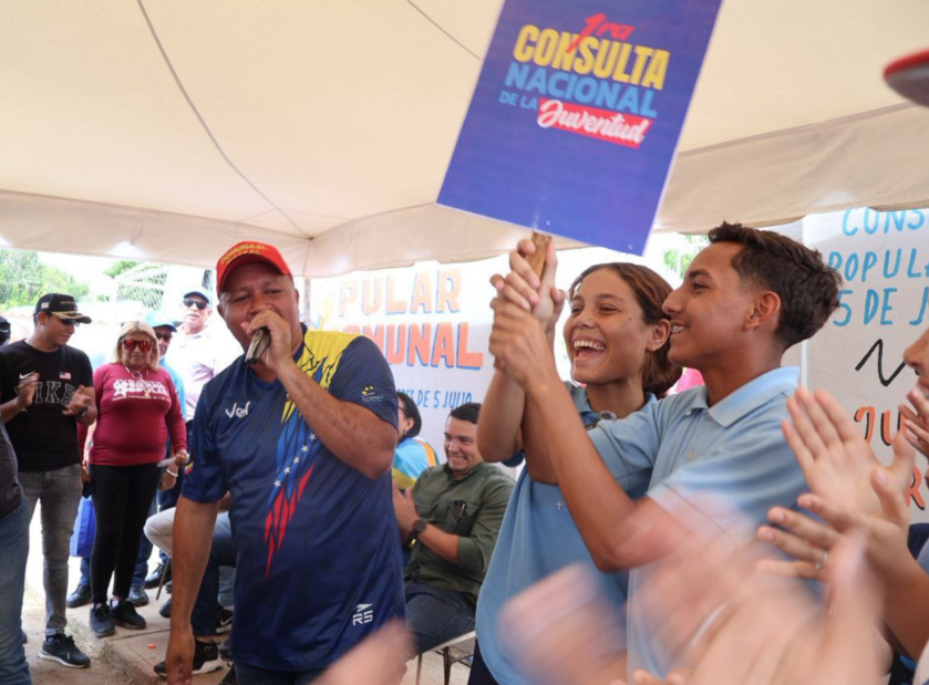 Jóvenes comuneros de Coro sostienen asamblea preparatoria