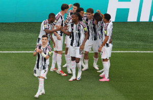 Juventus goleó 4-1 al Wydad y se clasificó a los octavos de final del Mundial de Clubes
