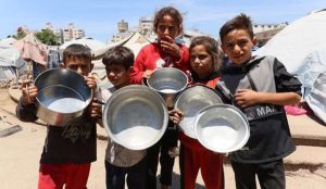 Más de 5100 niños sufren desnutrición aguda por bloqueo de Israel a Gaza