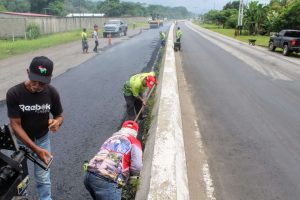 Más de ocho mil toneladas de asfalto vaciadas en la vía Barinas-Barinitas