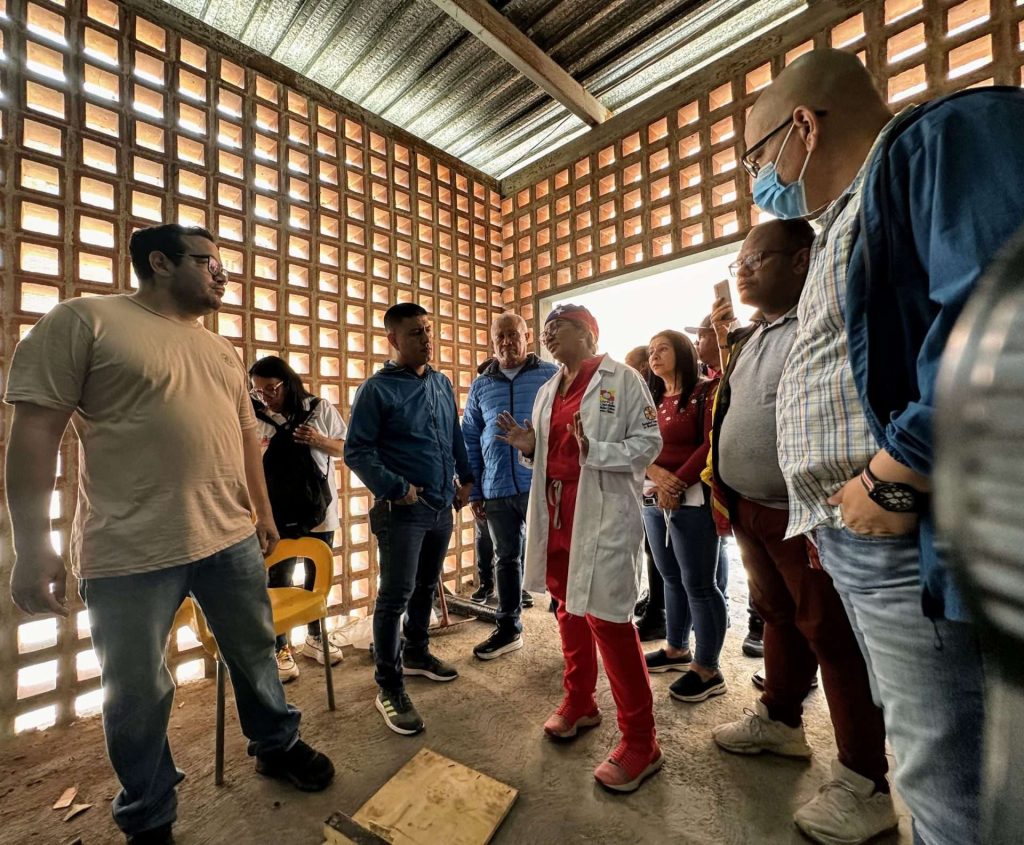 Mejoran instalaciones en el Hospital Pérez de León II