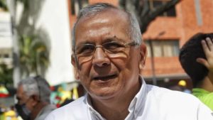 Detienen a exministro Rodrigo Cabezas en Maracaibo