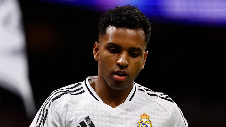 La figura del Real Madrid que puede abandonar el club tras la llegada de Franco Mastantuono