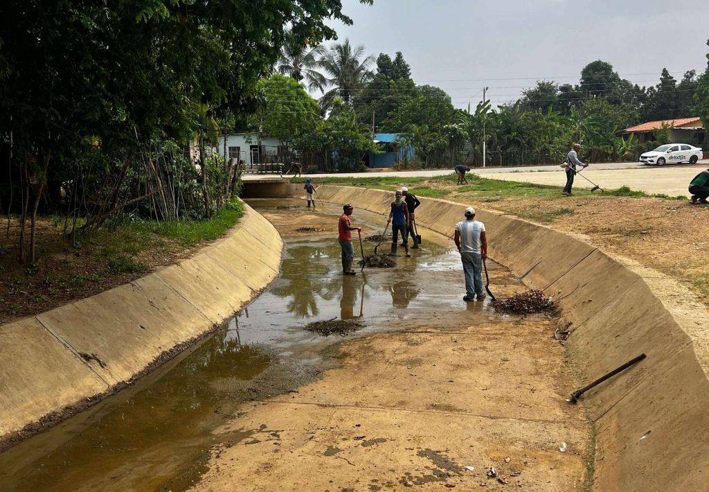Saneados canales y arroyos en Barcelona
