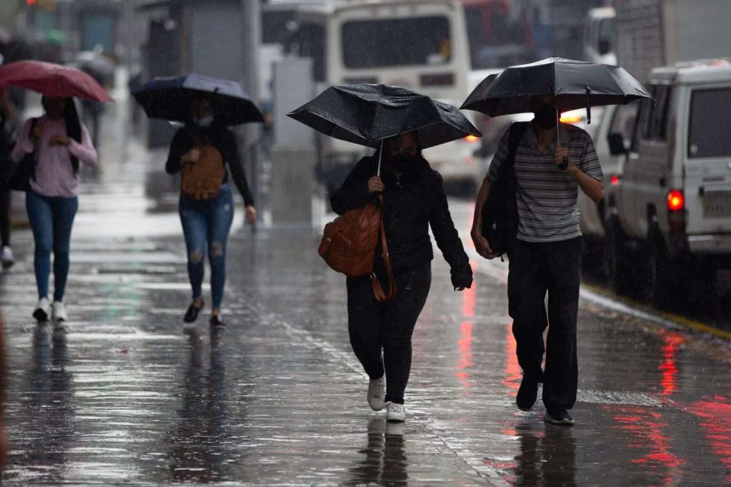 Seguirá lloviendo duro - Últimas Noticias