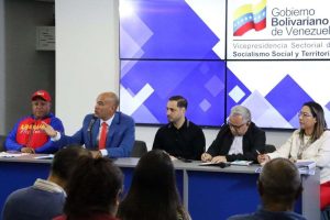 Universidad de la Salud formará a 100.000 jóvenes