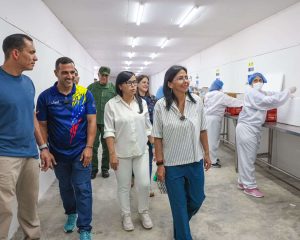 Vicepresidenta: ZEE impulsan la exportación de productos no petroleros