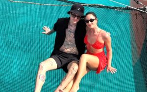 Demi Lovato mostró cómo se disfruta su luna de miel junto a Jordan Lutes