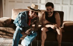 La colaboración poética de Nanpa Básico y Camilo que celebra lo sublime