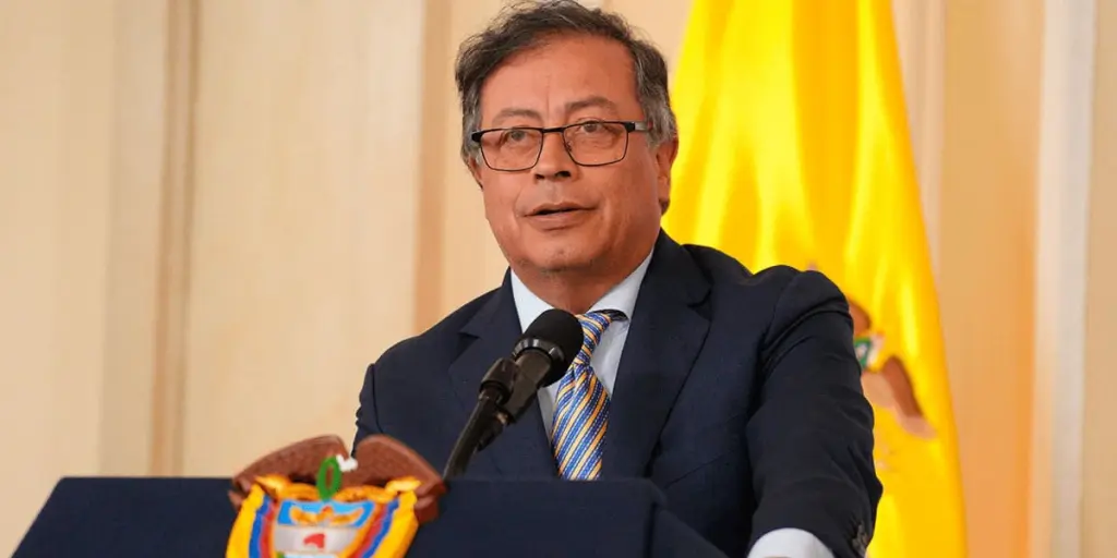 Gustavo Petro anuncia que hará 'cambios radicales' en su gabinete
