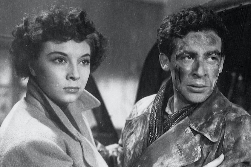 Hoy en TV, una de las mejores películas españolas de la historia que esquivó por los pelos la censura