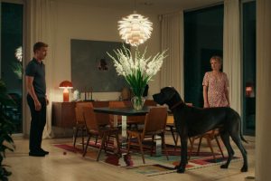 La mezcla más divertida de Yorgos Lanthimos y Ruben Östlund está en esta retorcida película que puedes ver en streaming por tiempo limitado