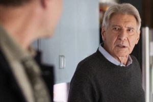 "Me pidieron que me cortara el pelo como Elvis Presley y pensaban que mi nombre era demasiado pretencioso"