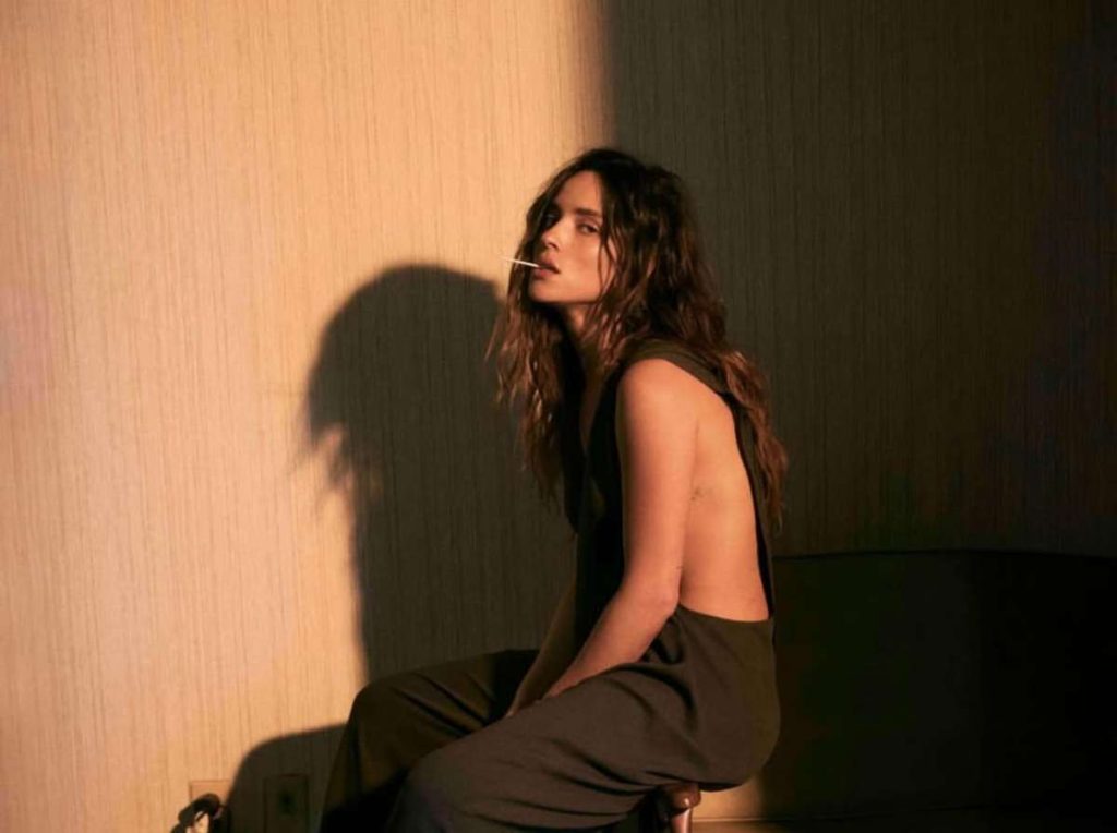 Adria Arjona se une al elenco de 'The Thomas Crown Affair'