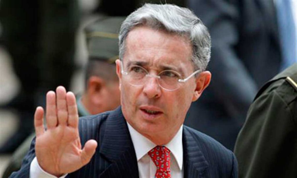 Álvaro Uribe es declarado culpable de soborno y fraude procesal por caso de manipulación de testigos
