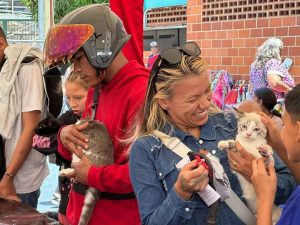 Atendieron a 400 mascotas en una jornada veterinaria en Los Teques