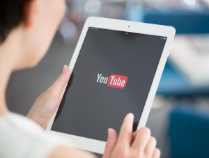 Australia prohíbe cuentas de YouTube a menores de 16 años