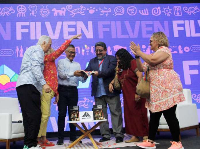 Bautizo y Presentacion del libro el Facismo Subalterno yldefonso finol