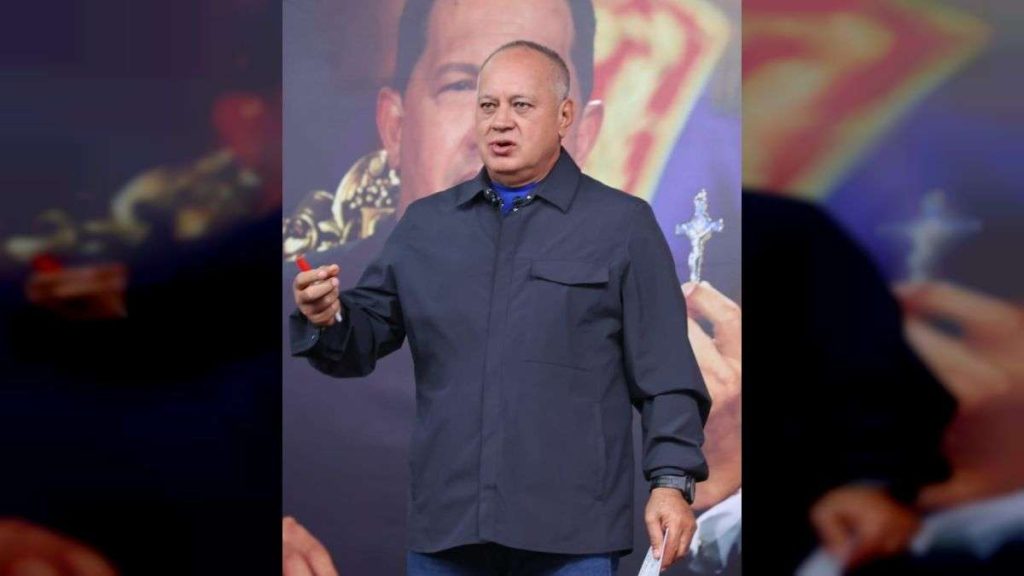 Cabello llamó a votar en las municipales y consulta popular de la juventud