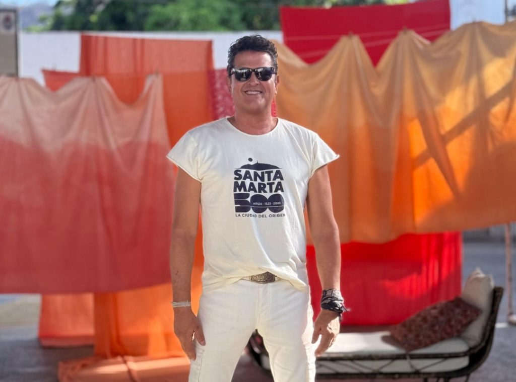 Carlos Vives relanza su icónico álbum 30 años después