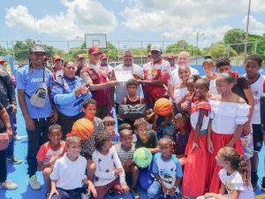 Comunidad de Los Velásquez ya cuenta con cancha rehabilitada