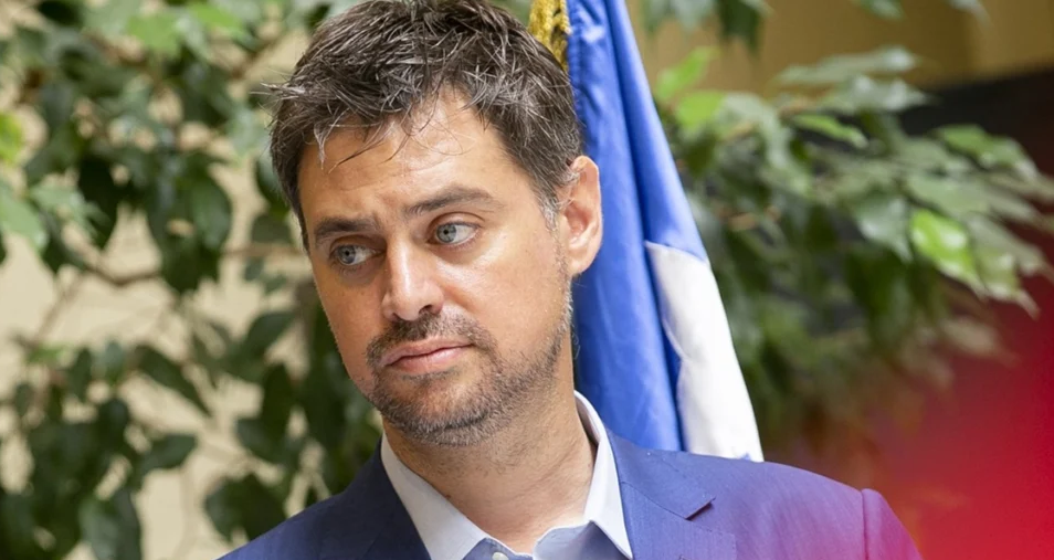 La frase del Diputado de Chile, Daniel Manouchehri que indignó a los migrantes venezolanos: "Chilezuela, arepa y ron"