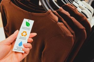 Luis Alberto Pérez González - Consumo ético; Una estrategia que transforma las finanzas familiares - FOTO