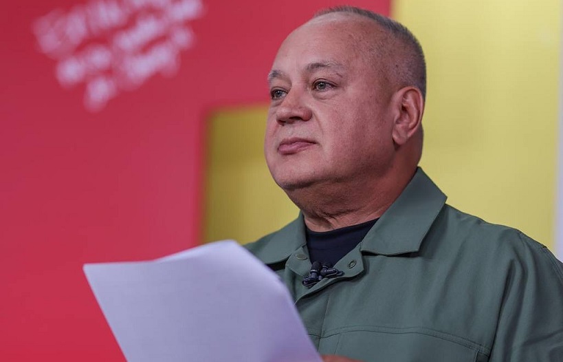 Los teléfonos siguen sonando y en Miraflores están contestando