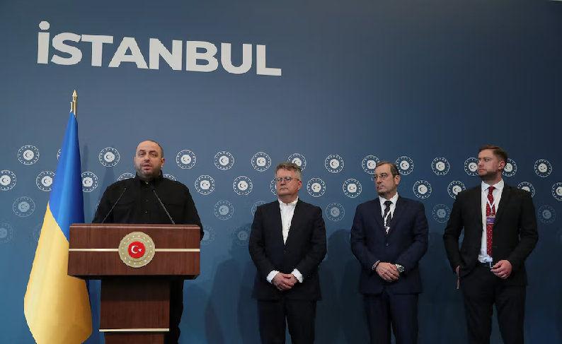 Ucrania y Rusia vuelven a la mesa de diálogo bajo la presión de EEUU para lograr una tregua