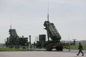 Gobierno de EEUU suspendió el envío de algunas armas a Ucrania