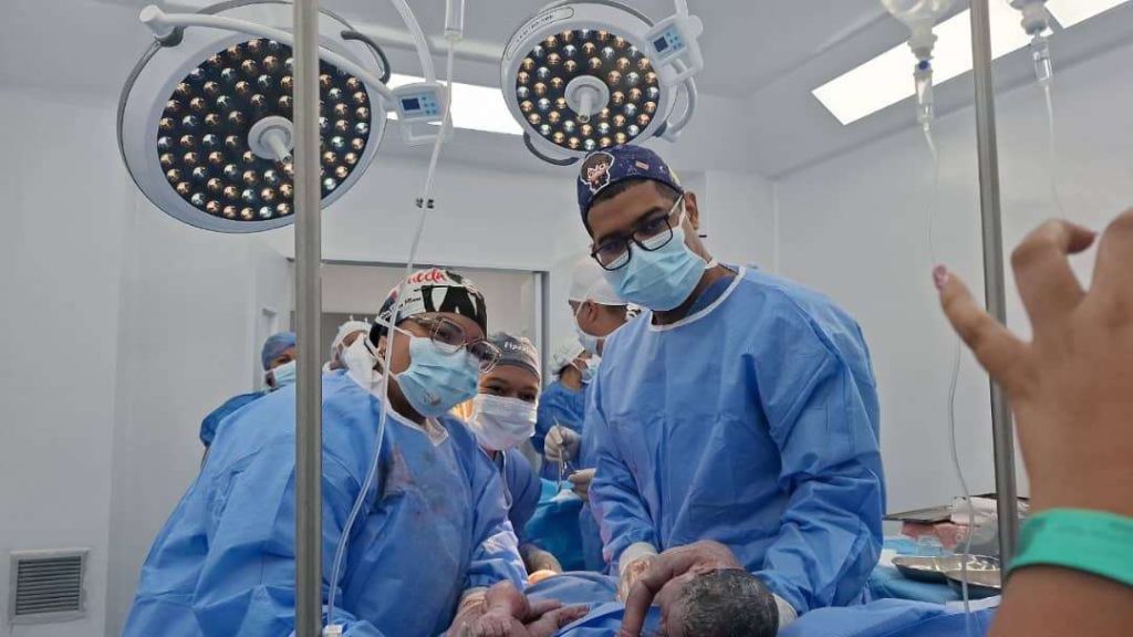 Hospital de Carayaca atiende primer parto gemelar