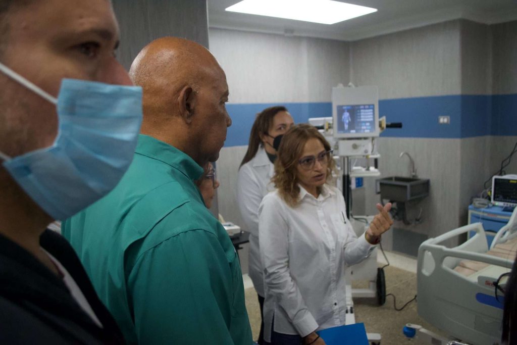 Inaugurada nueva UCI en el Hospital Universitario de Barquisimeto
