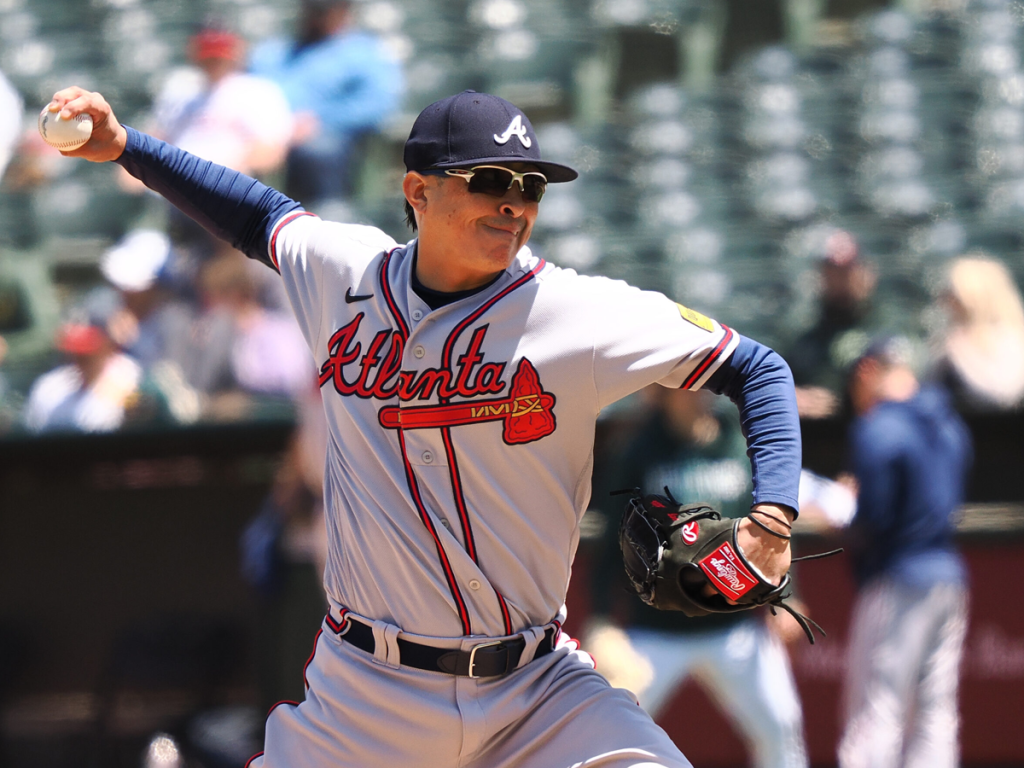 Jesse Chávez se retira del beisbol tras 18 temporadas