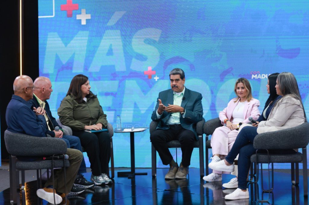Maduro: un alcalde debe fortalecer la democracia de base