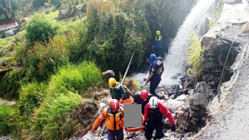 Padre e hijo murieron ahogados tras ser arrastrados por una quebrada en Mérida