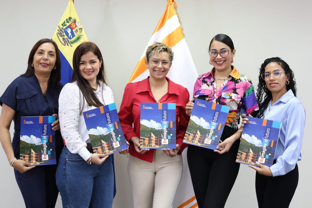 Movistar otorga becas a docentes que cursan el Programa de Profesionalización en Servicio de la UNIMET