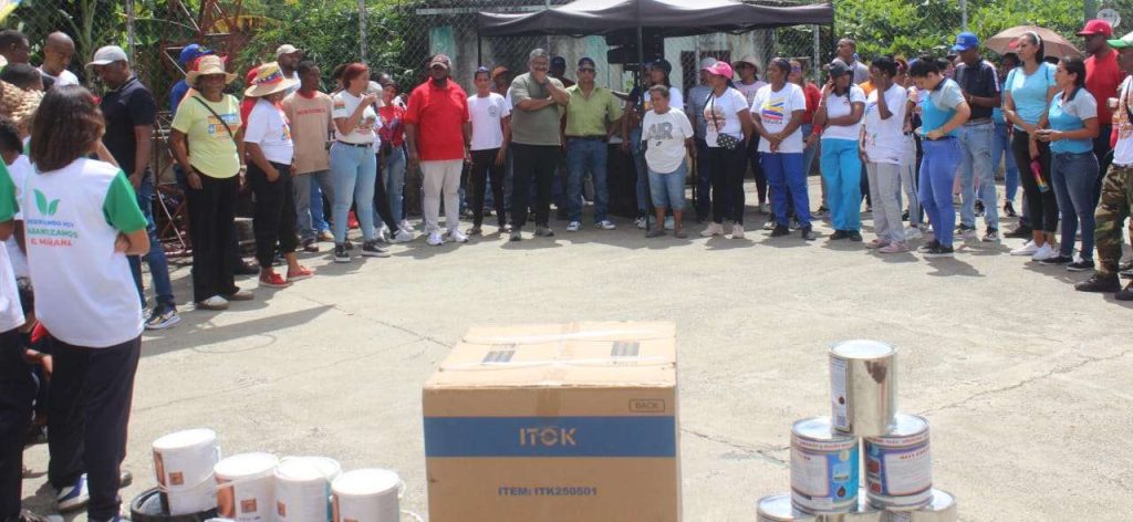 Plan “En Buroz se resuelve” llega a Las Toros y a la UEE Otilio Liendo