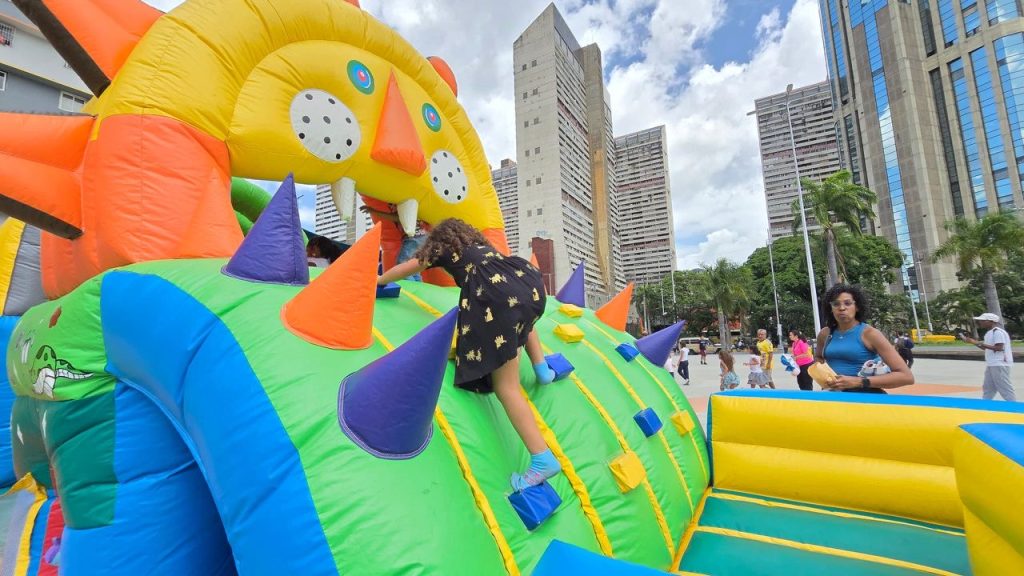 Presidente Maduro resalta el valor que representan los niños para la Patria