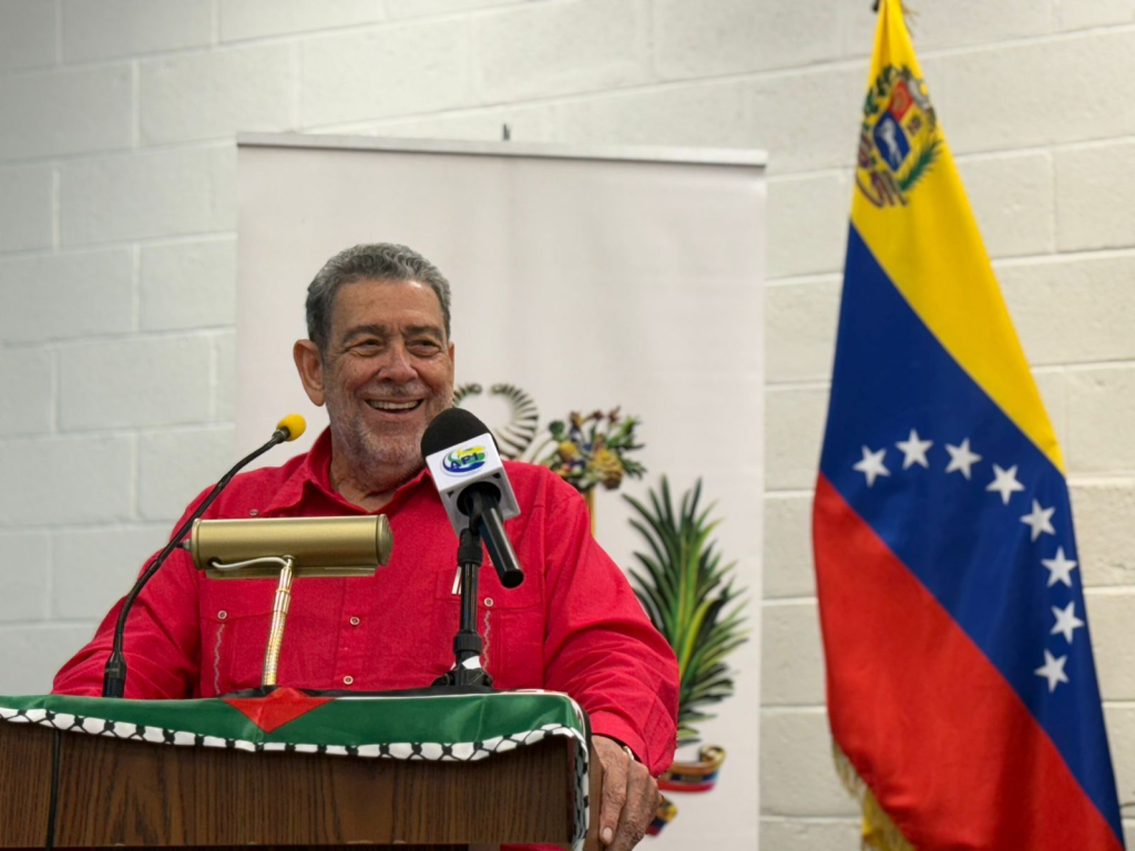 Reflexionan en torno a Bolívar en San Vicente y las Granadinas