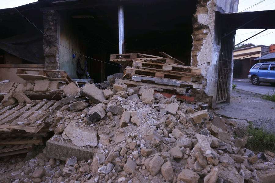 Sismos dejan dos muertos y más de 300 heridos en Guatemala