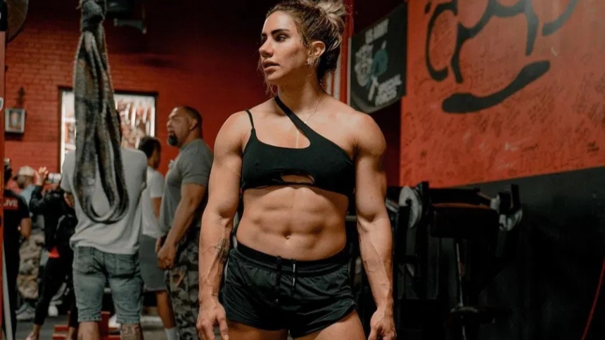 La influencer fitness venezolana Stefi Cohen fue detenida por brutal agresión a su pareja en Miami