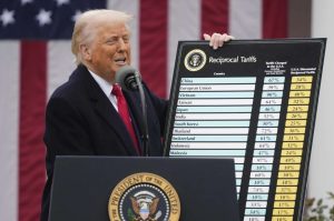 Trump retoma tema arancelario y reimpulsa guerra arancelaria