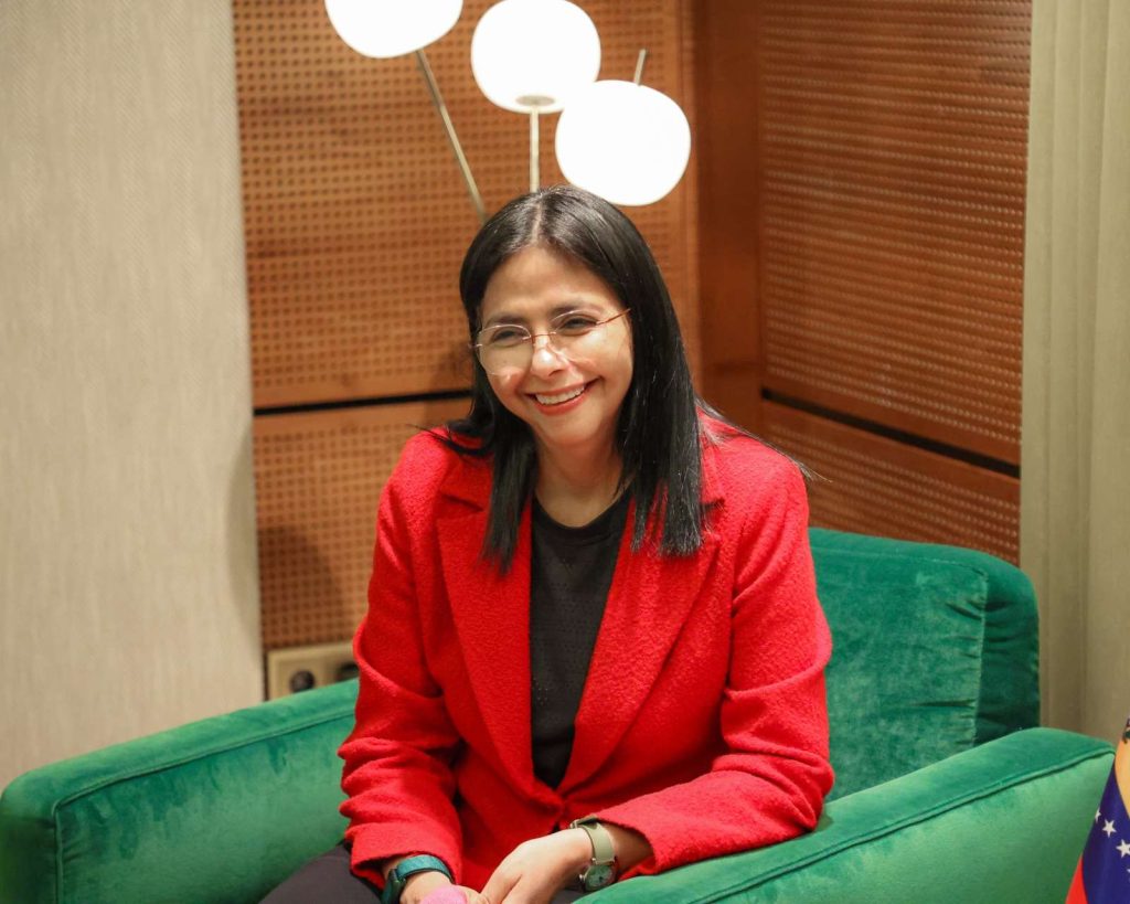 Vicepresidenta: Bolívar es una brújula en la construcción de la Venezuela soberana