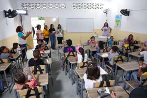 Vicepresidenta entregó la nueva Unidad Educativa Casona II en Turmero