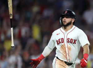 Wilyer Abreu sorprende con grand slam y jonrón dentro del parque en victoria de Boston