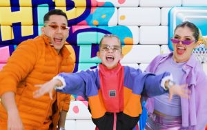 Los Meñiques de la Casa y Baby Salomé enseñan ritmos latinos a niños