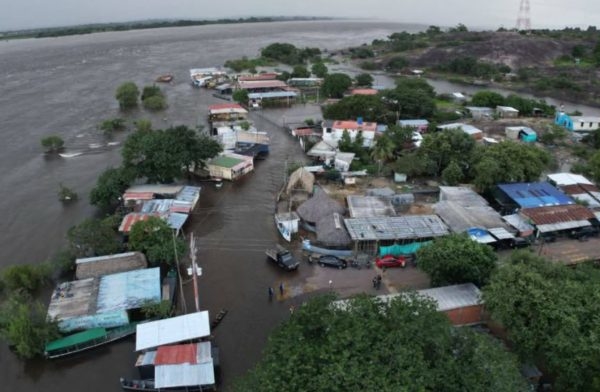 Alerta por crecida de río Orinoco en Amazonas tras fuertes lluvias