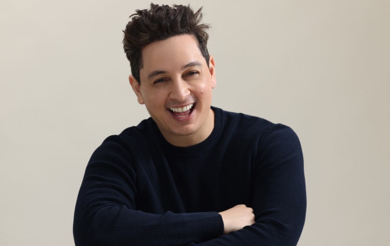 Víctor Drija lanza "Nubes" junto a Oliwi