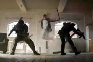 Este divertidísimo cóctel de acción y comedia con Henry Cavill fue uno de los fracasos más injustos de 2024, y acaba de llegar a Movistar+